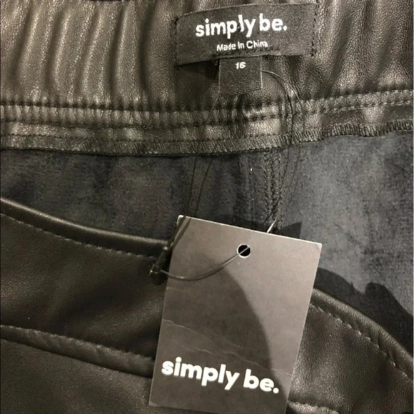 NWT Faux Leather Pocket Mini Skirt 🇬🇧🤟🏻 - Picture 11 of 15